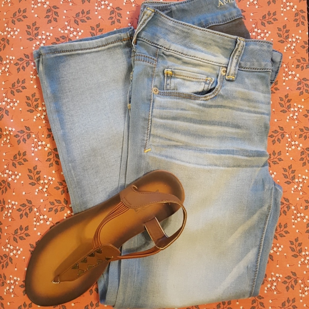 American Eagle skinny jeans